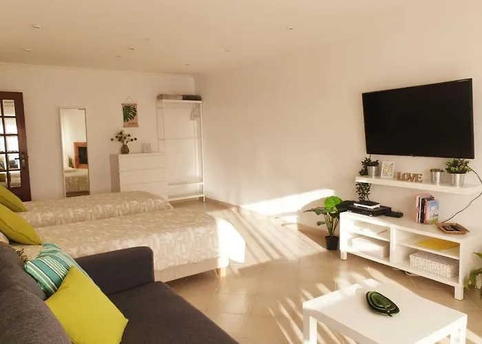 Sunny Setubal Apartments